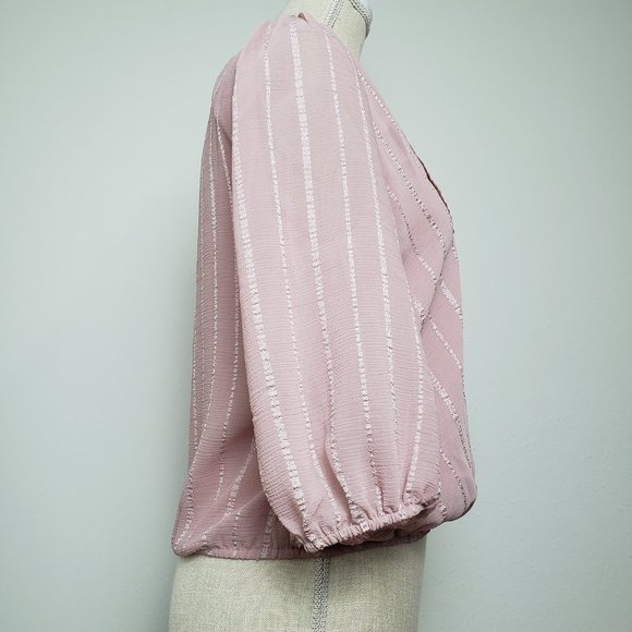 Pink top - Picture 2 of 8